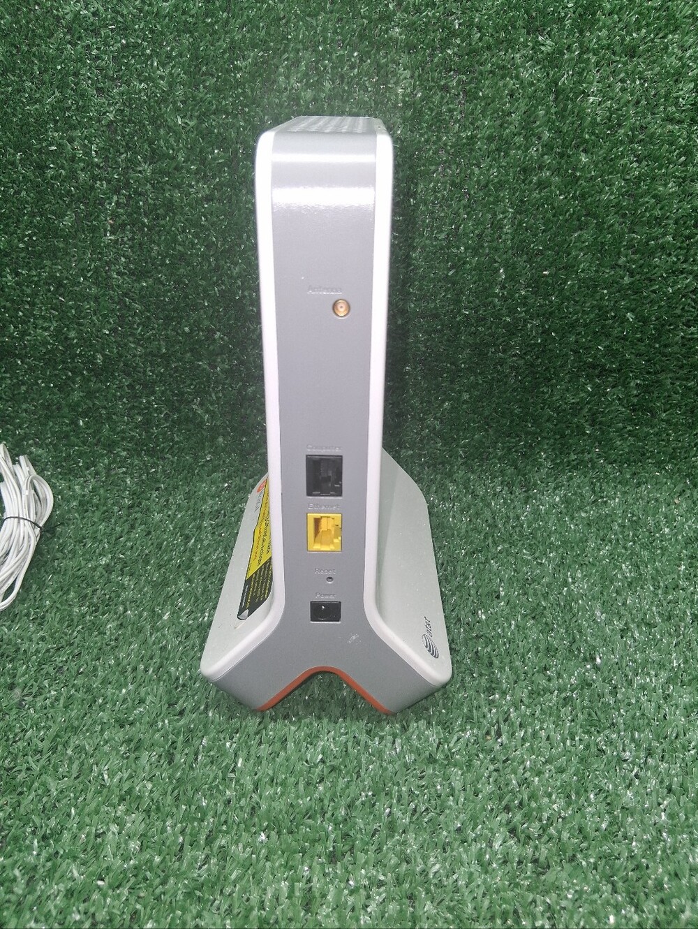 Cisco AT&T 3G MicroCell DPH153-AT Cellular Service Extender – Complete – Tested - Picture 4 of 6
